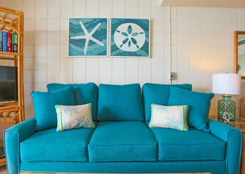 Valley Isle #806 Studio Bedroom Condo by RedAwning