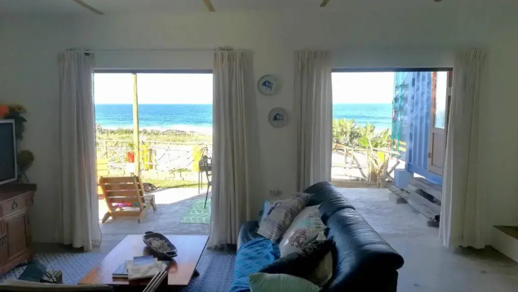 Blue Space Beach house