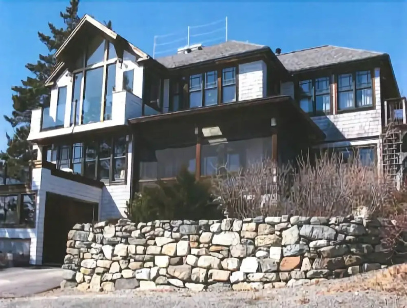 Gulls Ledge - Four Bedroom Home