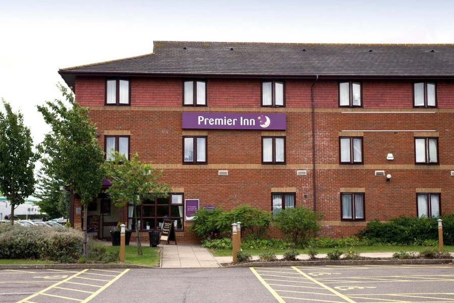Premier Inn Huntingdon (A1/A14)