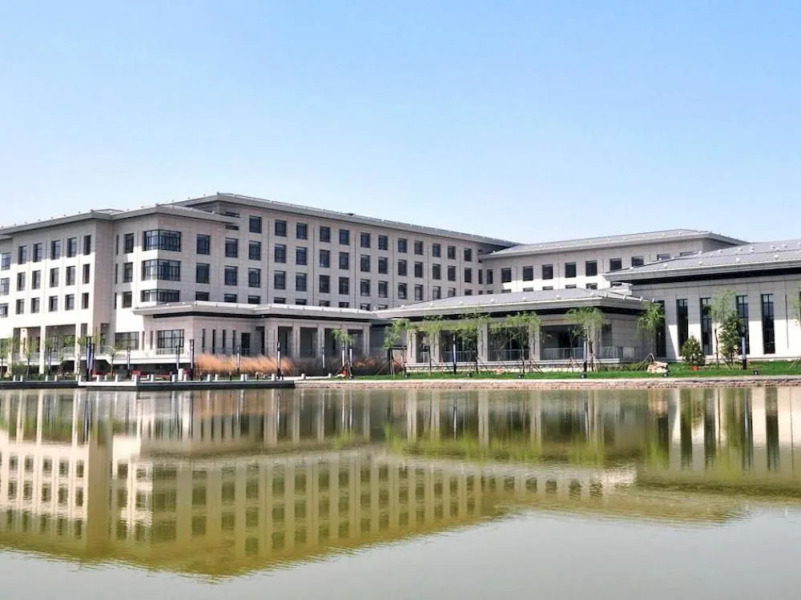 Bolong Lakeview Resort