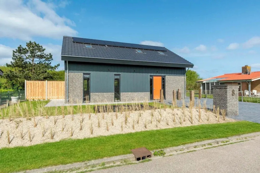 Villa Near North Holland Beach With Jacuzzi