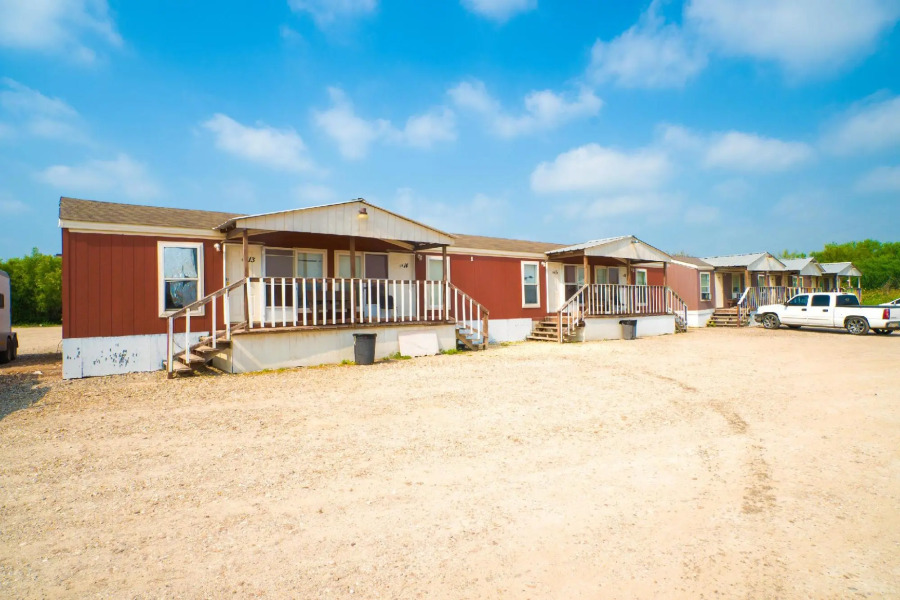 Grand Eagle Ford Lodge & RV Park Tilden by OYO