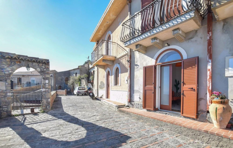 Amazing Home in Savoca With Wifi and 2 Bedrooms