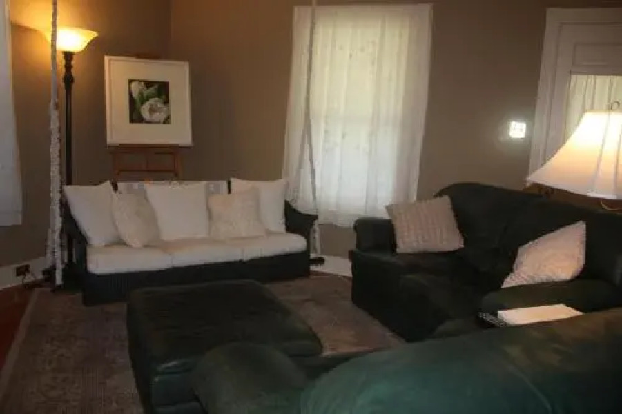 Studio B Guest House