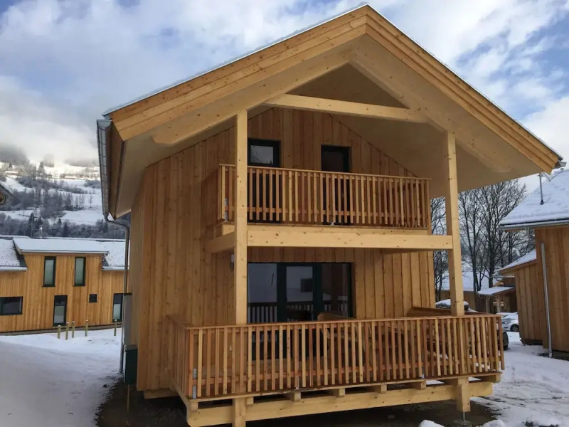 Snug Chalet With Sauna