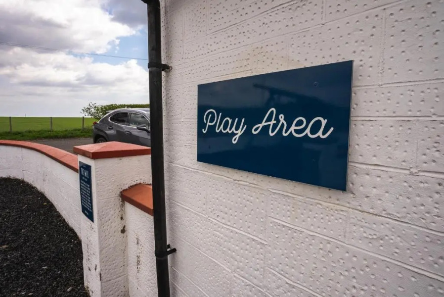 Lochlands 2BR Family Caravan - Pets - Play Park