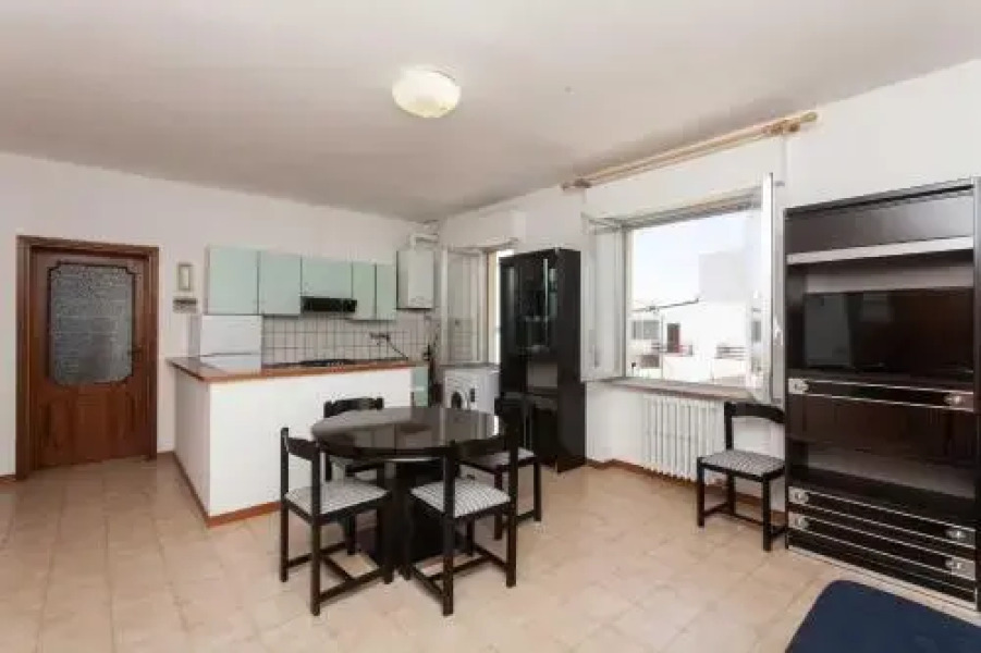 M249 - Marcelli, comoda mansarda fronte mare