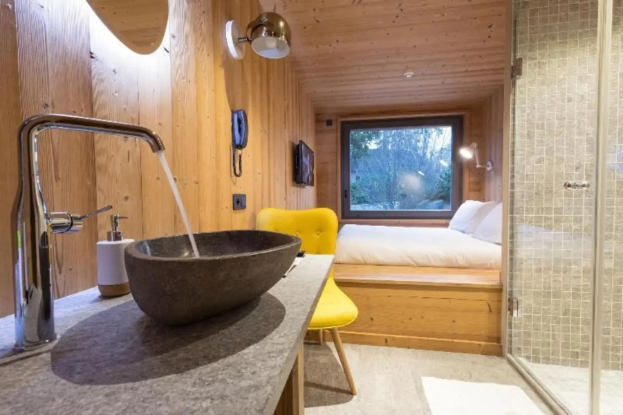 Les Cabanes De La Maison Rouge