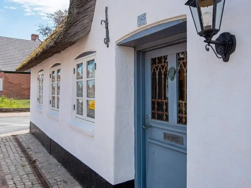 8 Person Holiday Home in Hojer