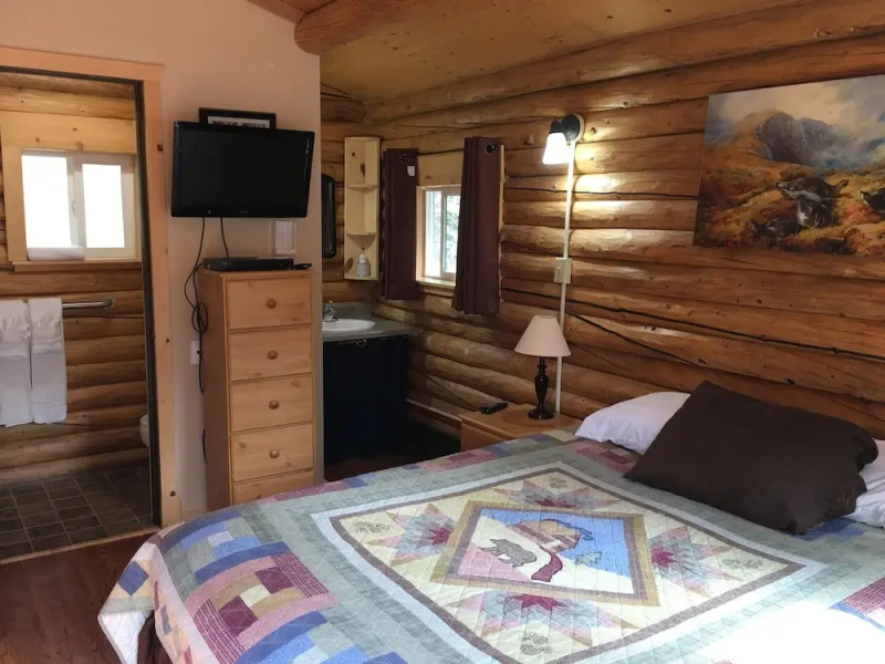 Caribou Cabins