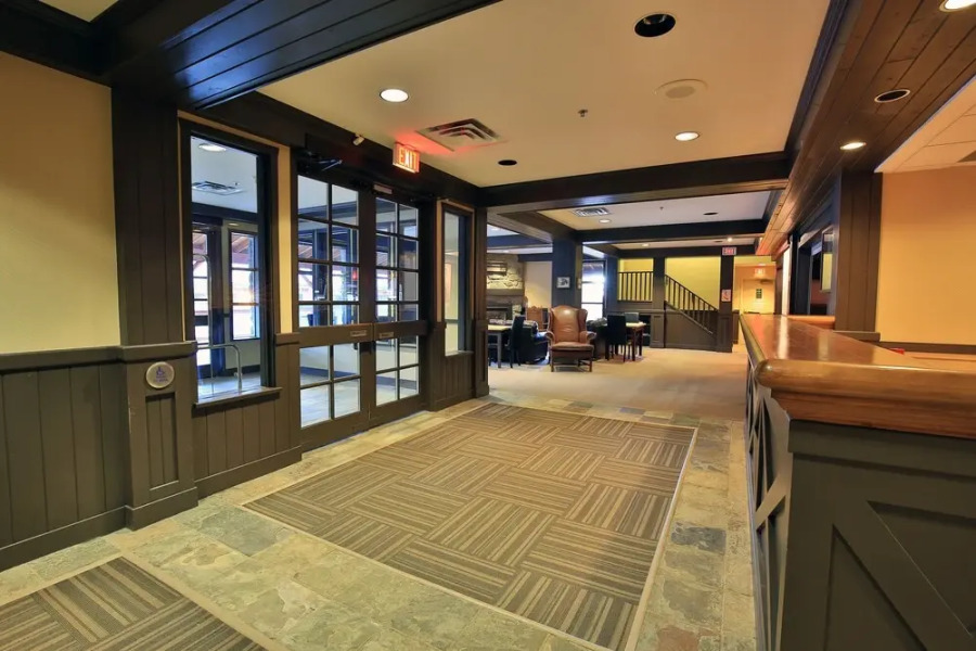 The Apex Mountain Inn