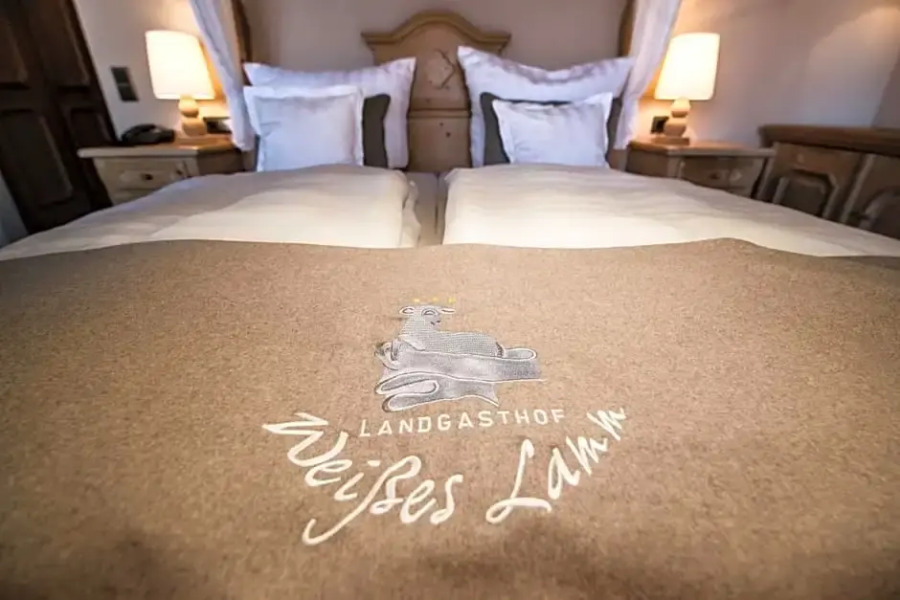 Landgasthof Weisses Lamm