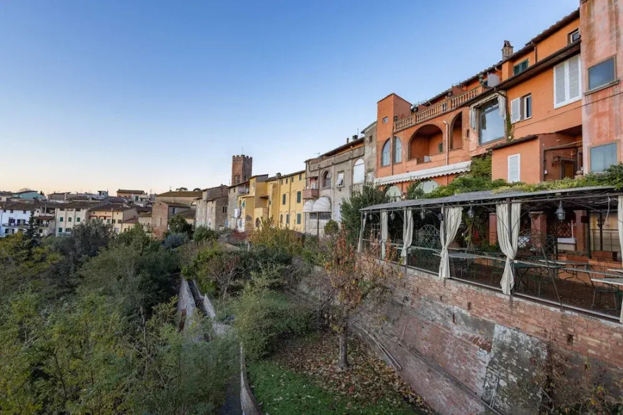 Quattro Gigli Palace