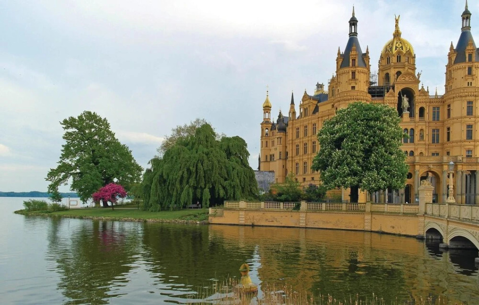 Beautiful Home in Hohen Wieschendorf With 2 Bedrooms