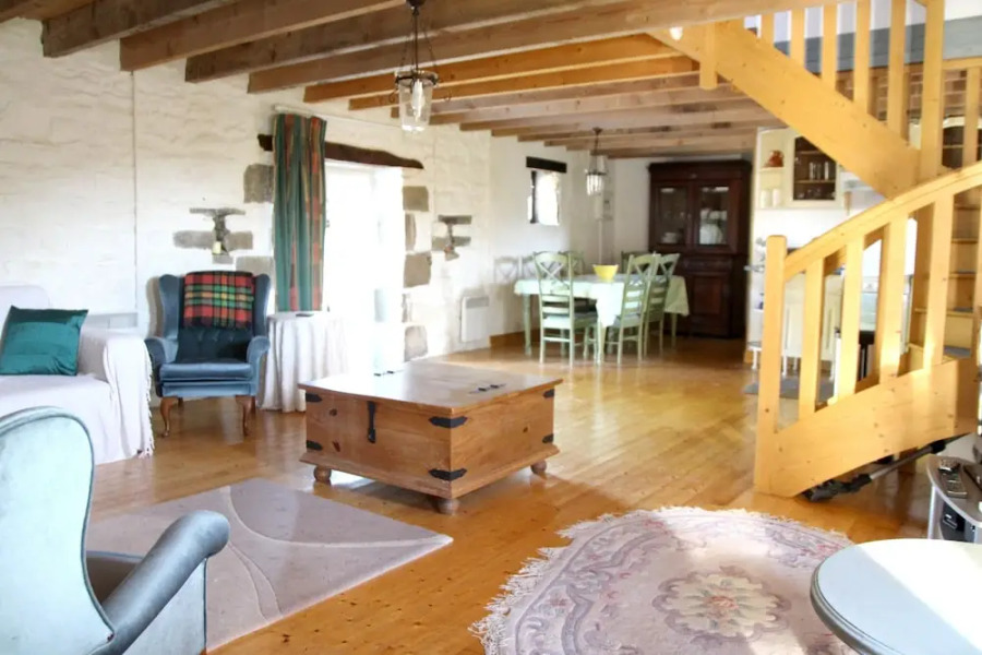 House With 2 Bedrooms in Plounérin, With Pool Access, Furnished Garden