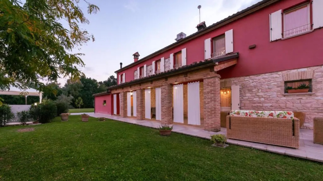 CASCINA MARIANNA 12&4, Emma Villas