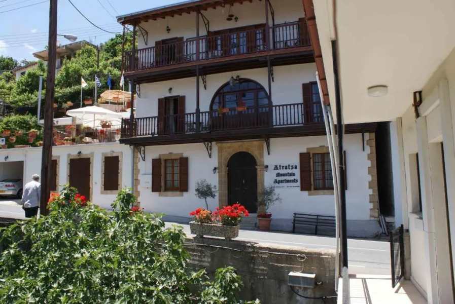ATRATSA Mountain Suites