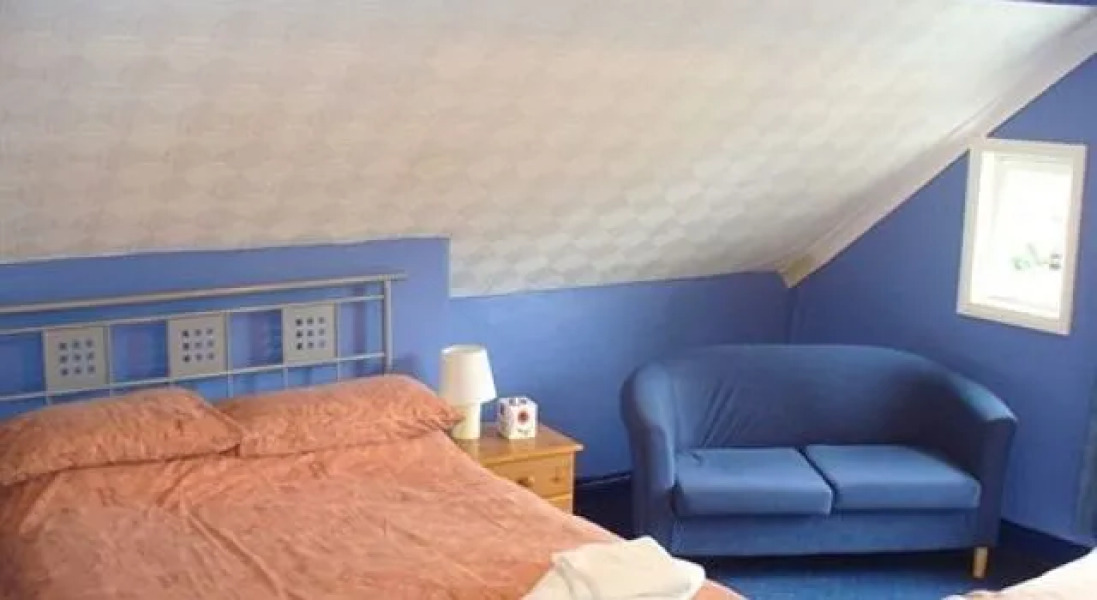 Harewood Lodge Guest house