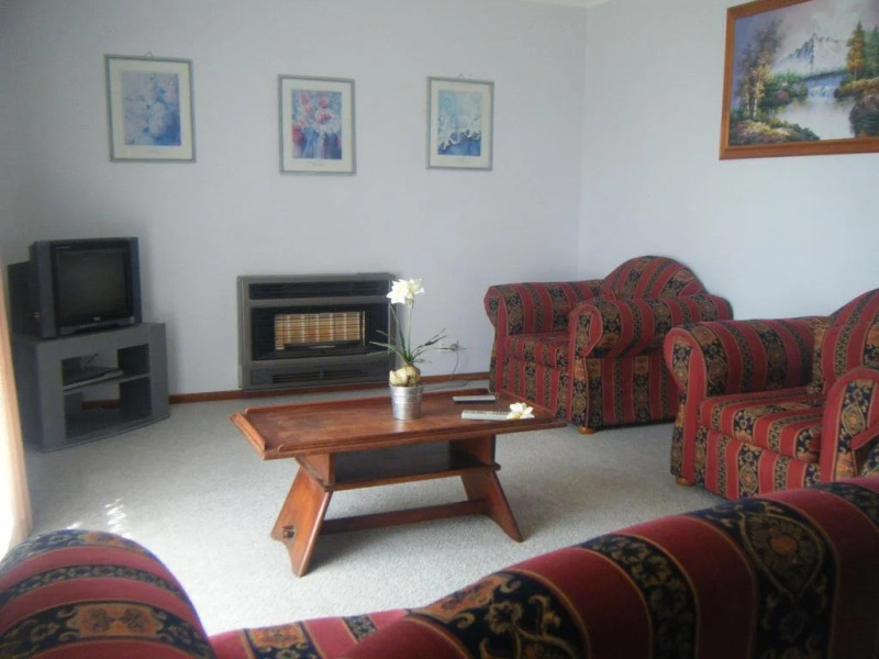 Griffith Catania Farm Cottage