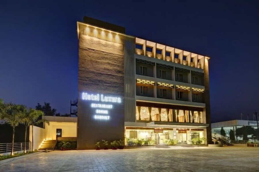 Hotel Luxura