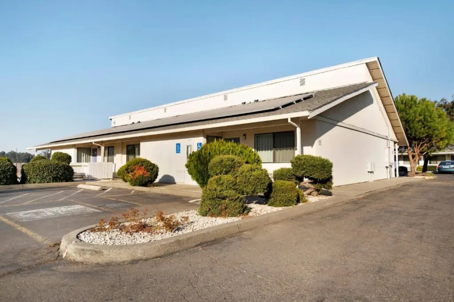 Super 8 by Wyndham Dunnigan