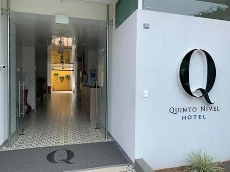 Hotel Quinto Nivel