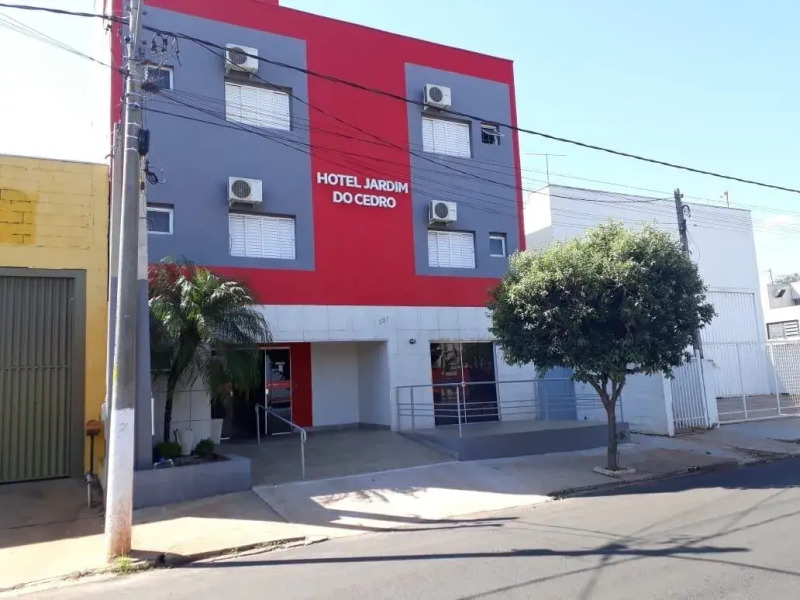 Hotel Jardim Do Cedro