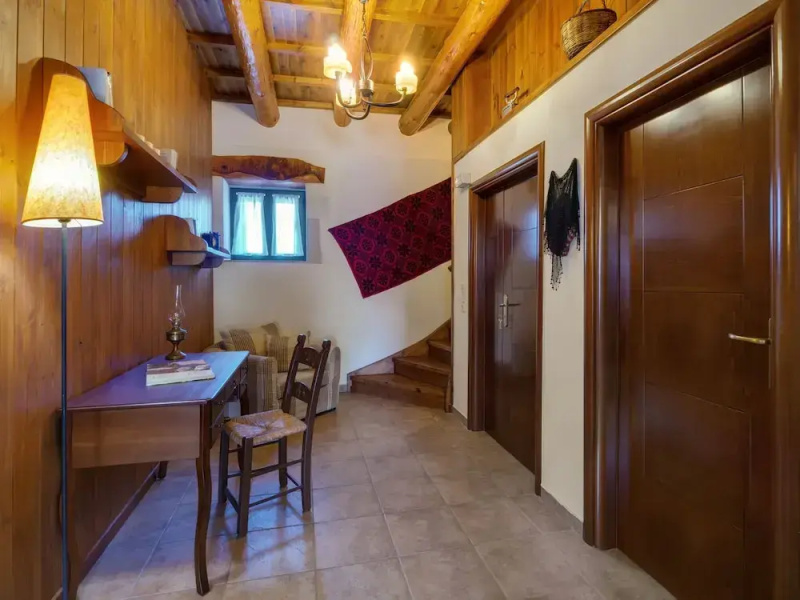 Traditional Ioannis Cottage...luxurious & Rustic With Ecological Heated Pool !!!