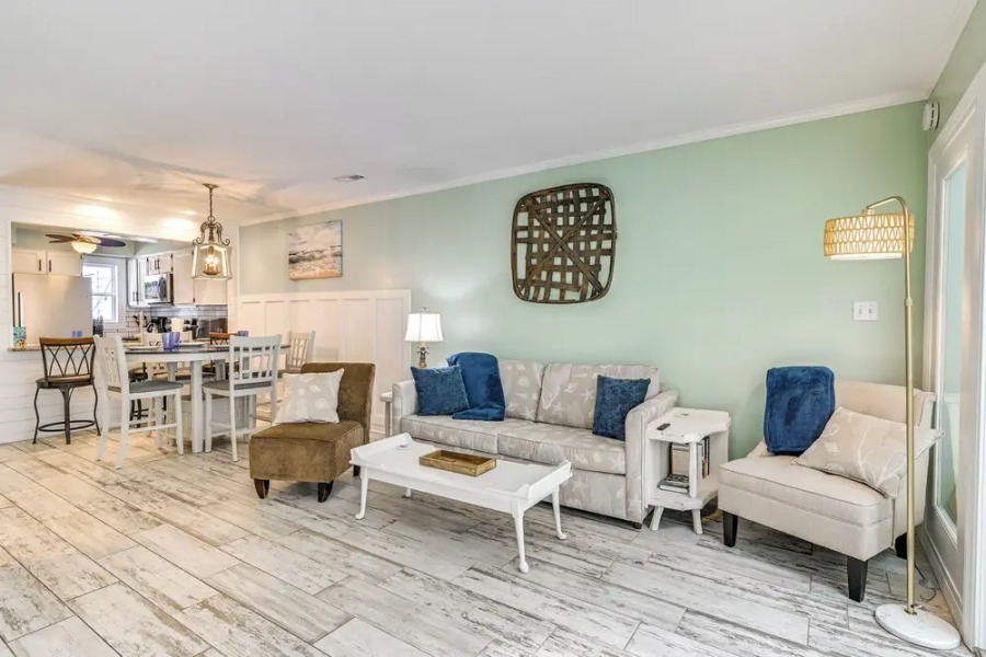 Chic Murrells Inlet Getaway ~ 2 Mi to Marsh Walk!