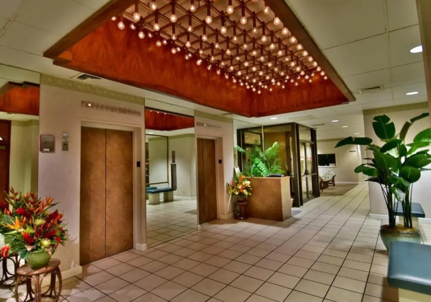 Jenny's Pineapple Cottage