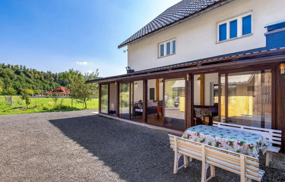 Awesome Home in Fuzine with Hot Tub, WiFi & 3 Bedrooms