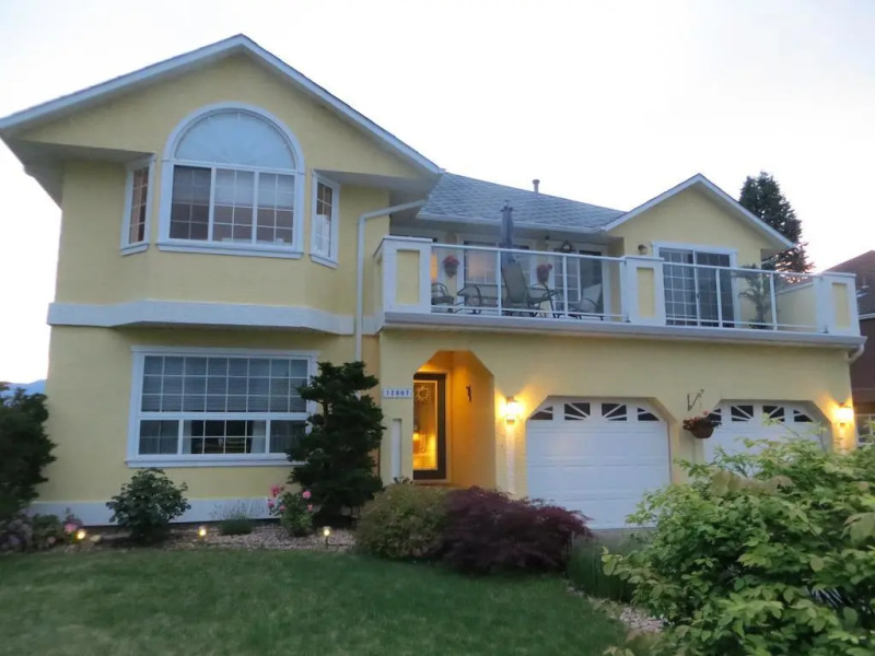 Sundial Bed & Breakfast