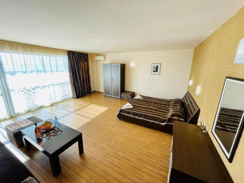 At the Americans Hotel