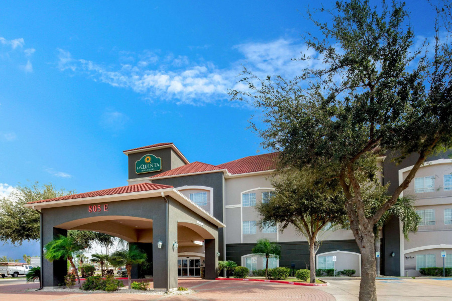 La Quinta Inn & Suites by Wyndham Mission at West McAllen