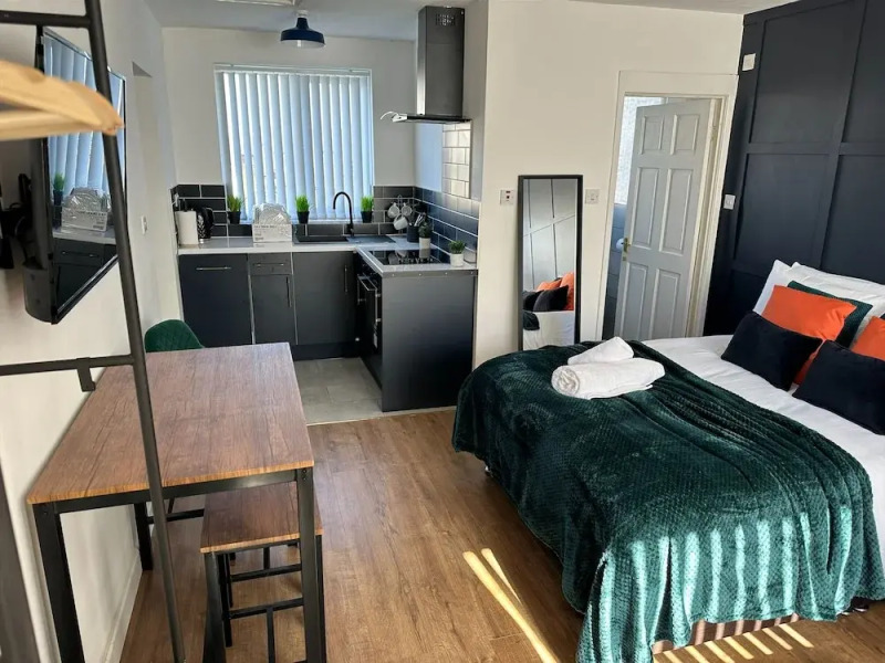 The Annexe, 25 Gorsehill Road