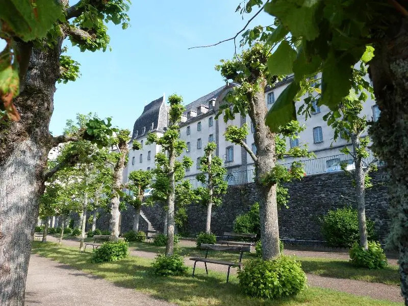 Hôtel-Restaurant les Planchettes