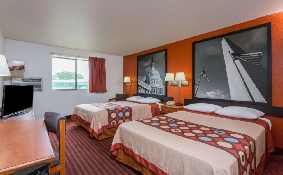 Super 8 Motel - Dumfries