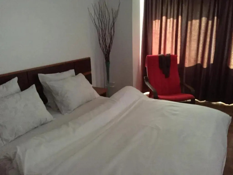 Apartament 3 camere în Mangalia.