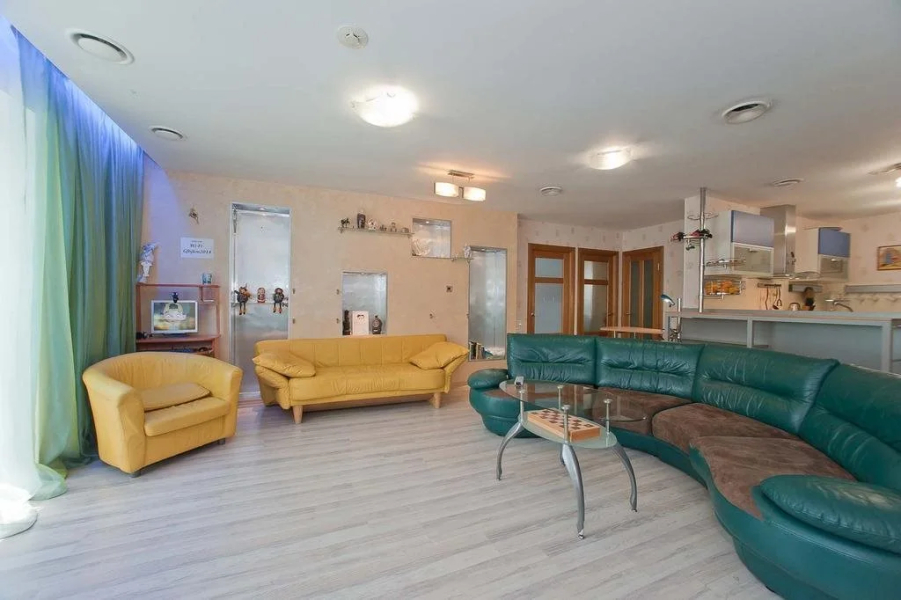 Apelsin Hostel
