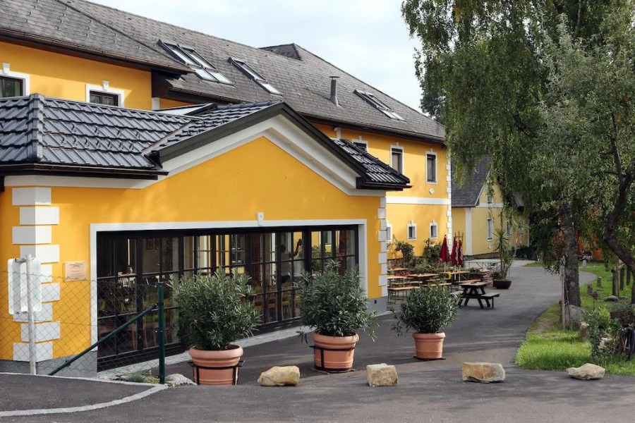 Perbersdorfer Heuriger