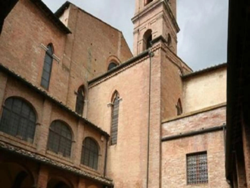 Il Chiostro del Carmine