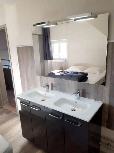 House With 7 Bedrooms in Montsalvy, With Enclosed Garden and Wifi - 55 km From the Slopes