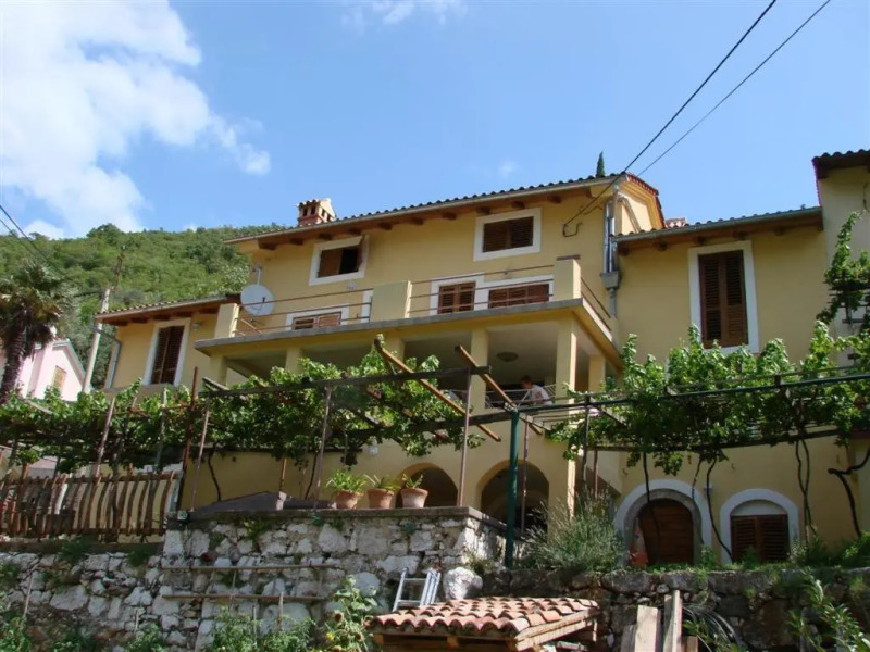 Apartments Vinetilia