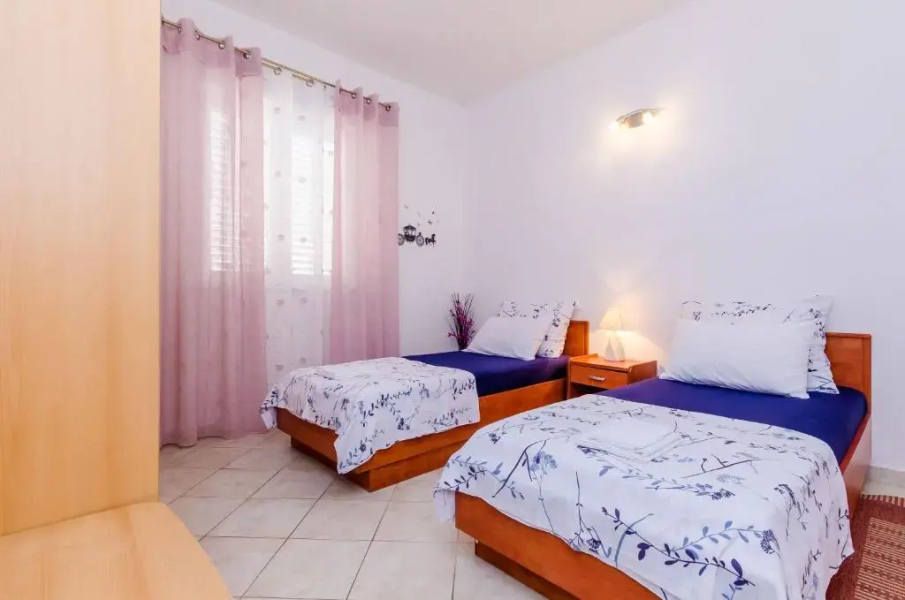Apartment Alba