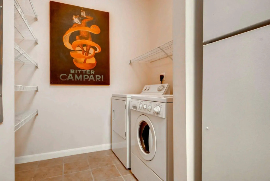 Global Luxury Suites at the Junction