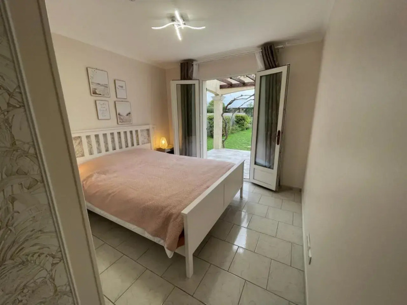 Le Palmier de Mira - Entre Uzege Et Cevennes