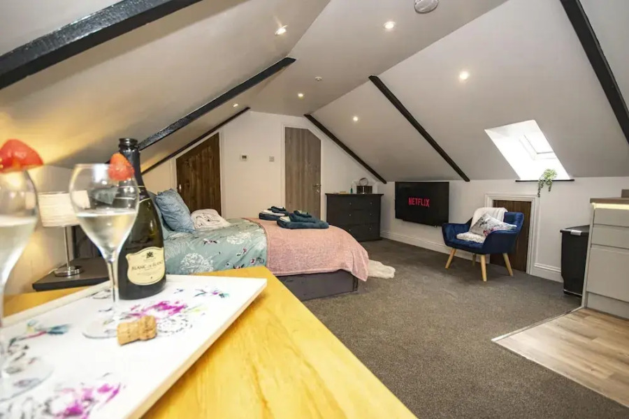 Thomas Chambers Lovely Self-catering Studio-loft Apartment Located Within a Beautifully Renovated