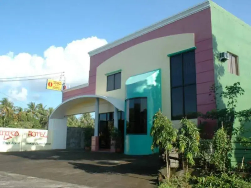Ingko Hotel Macabog