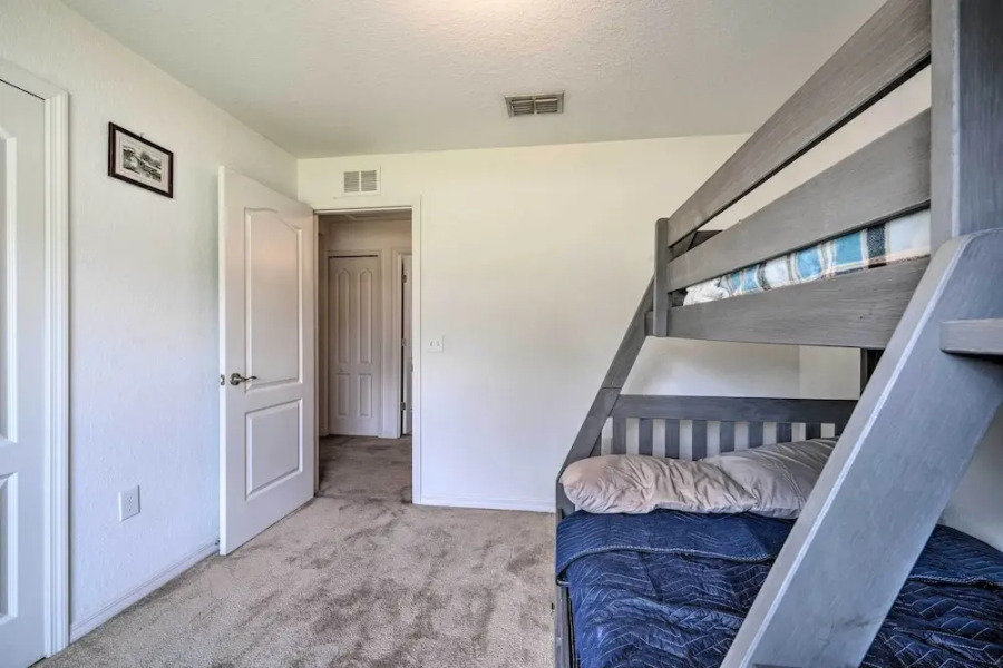 Bright Cypress Gardens Home Near Legoland!